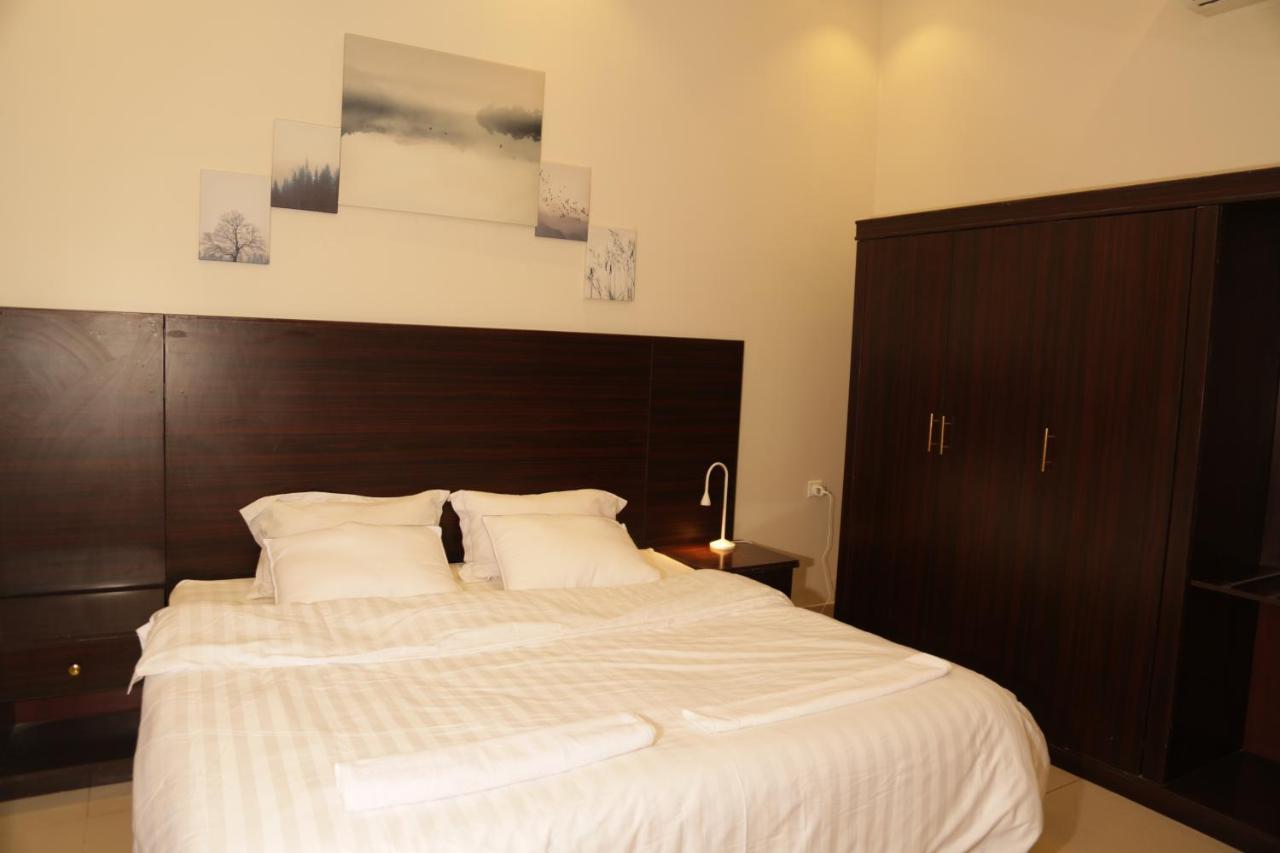 Spacious Apartments At Basla St 3 Mins From King Fahd Stadium Эр-Рияд Экстерьер фото