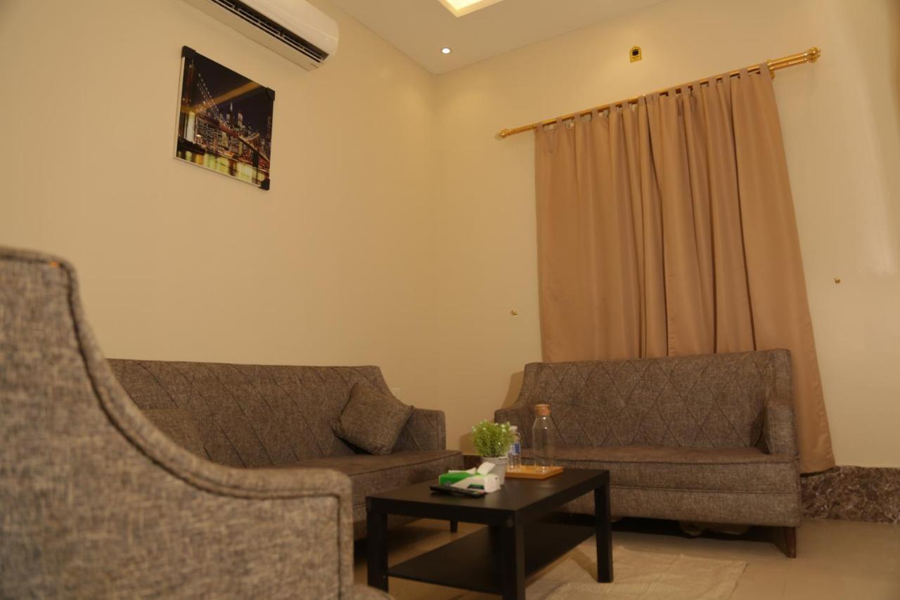Spacious Apartments At Basla St 3 Mins From King Fahd Stadium Эр-Рияд Экстерьер фото
